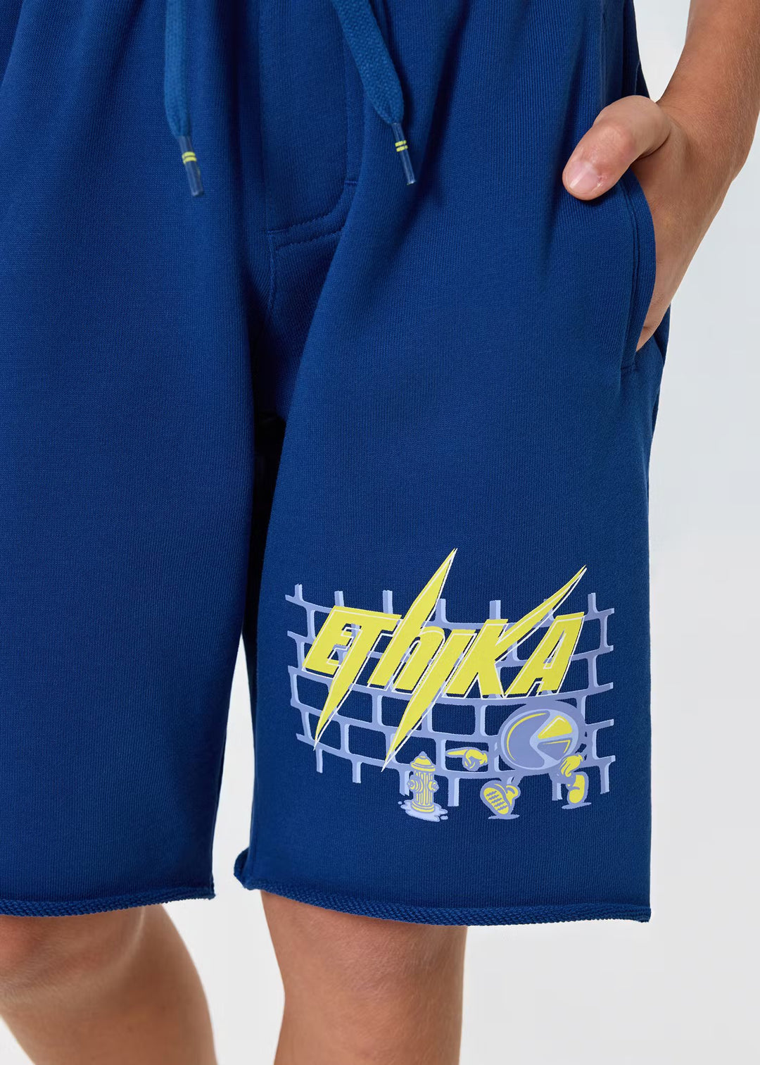 Boys Bolt Camo Raw Edge Short