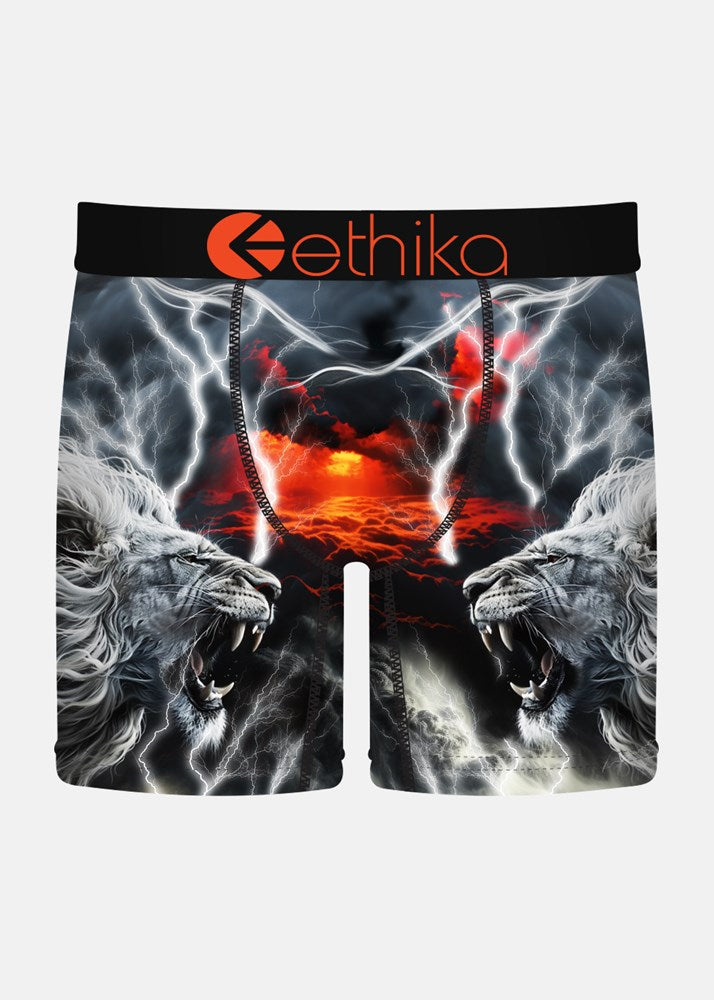 Mens Lion Strike Mid